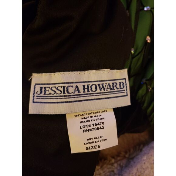 80s/90s‎ Black Velvet and Green Skirt Party Dress - Picture 4 of 4